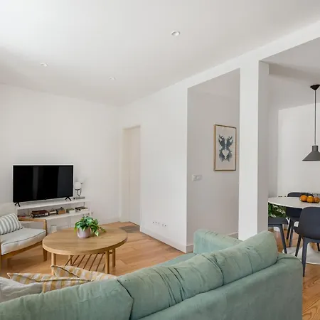 Joivy Cosy Near Tagus River Apartment
