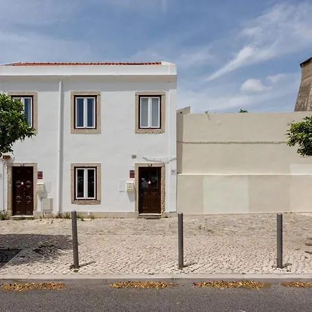 Apartamento Guestready - Modern Nook Near Tagus River *